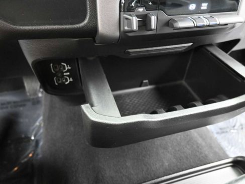 Used 2022 RAM 3500 Big Horn image 18