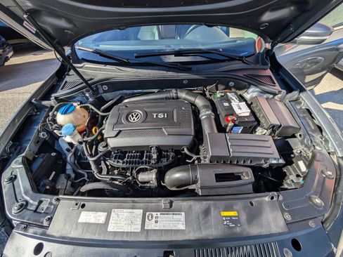 Used 2015 Volkswagen Passat 1.8T Limited Edition image 10