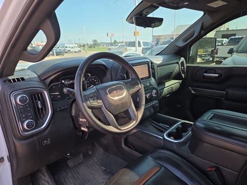 Used 2020 GMC Sierra 2500 AT4 w/ AT4 Premium Package AWD/4WD image 6