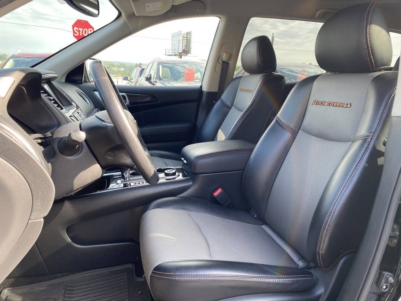 Used 2019 Nissan Pathfinder SV w/ Rock Creek Edition AWD/4WD image 11