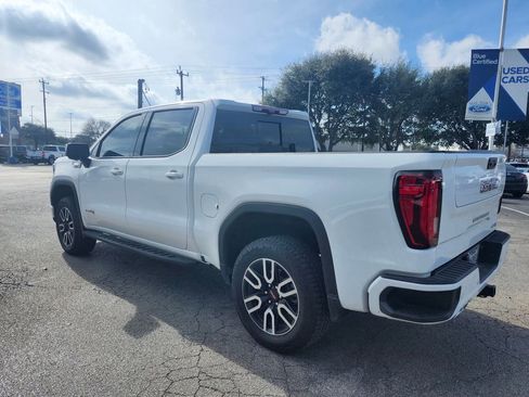 Used 2025 GMC Sierra 1500 AT4 w/ AT4 Premium Package AWD/4WD image 5