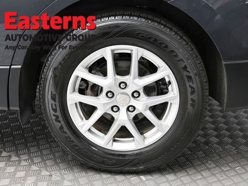 Used 2023 Chevrolet Equinox LT w/ LPO, Floor Liner Package image 8