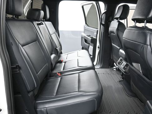 Used 2025 Ford F150 Lariat w/ Equipment Group 501A Mid image 14