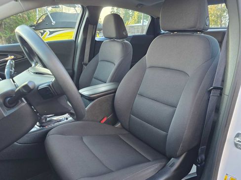 Used 2024 Chevrolet Malibu LT image 41