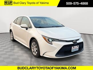 Certified 2021 Toyota Corolla LE image 1