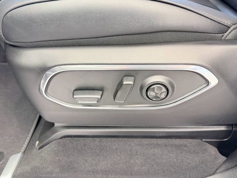 New 2026 Jeep Grand Wagoneer Limited AWD/4WD image 22
