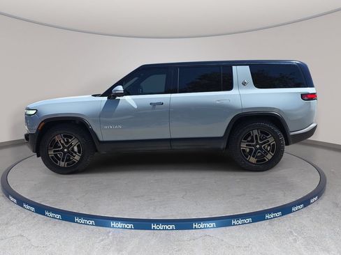 Used 2023 Rivian R1S Adventure Dual AWD/4WD image 9