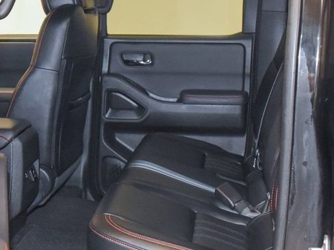 Used 2023 Nissan Frontier PRO-4X w/ Pro-4X Premium Package AWD/4WD image 6