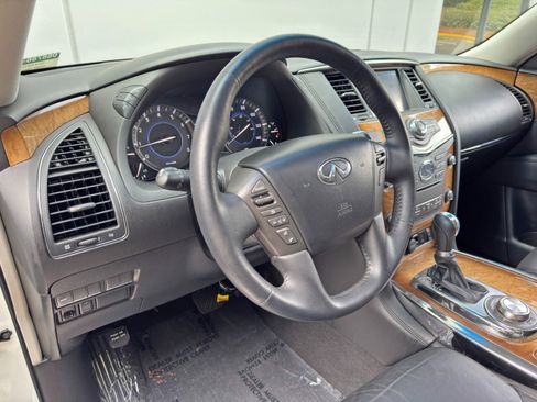 Used 2014 INFINITI QX80 4WD w/ Theater Package image 13