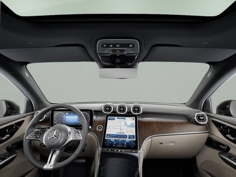 Used 2026 Mercedes-Benz GLC 300 image 42