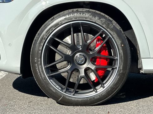 New 2026 Mercedes-Benz GLE 63 AMG S image 25