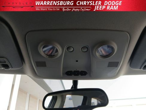 Used 2016 Chevrolet Traverse LT w/ Style and Technology Package image 27