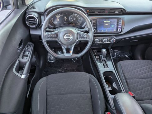 Used 2024 Nissan Kicks SV image 25