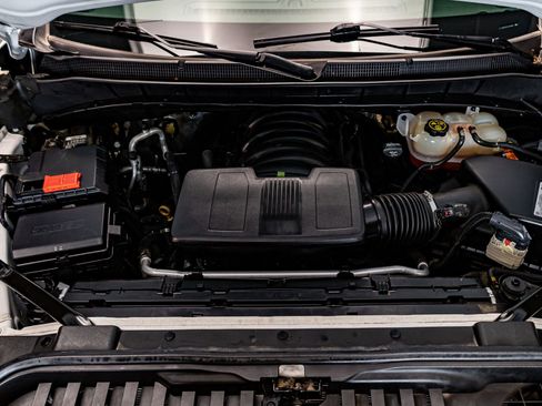 Used 2020 Chevrolet Silverado 1500 Custom Trail Boss image 27