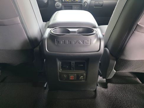 Used 2024 Nissan Titan SV w/ SV Bronze Edition Package AWD/4WD image 6