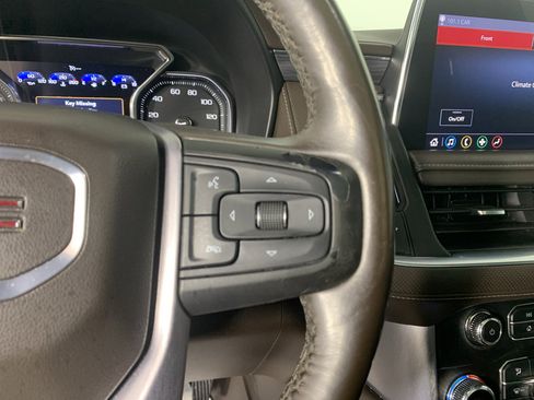 Used 2021 GMC Yukon SLT w/ SLT Premium Package image 21