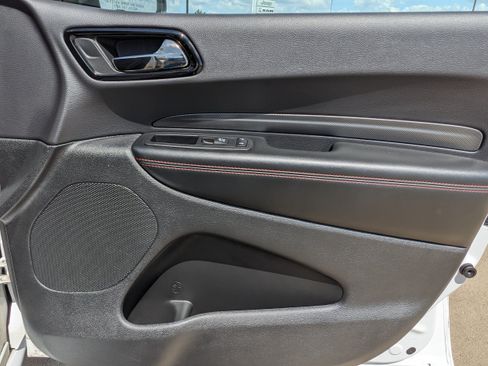 Used 2025 Dodge Durango GT AWD/4WD image 43