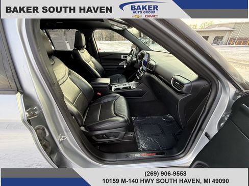 Used 2021 Ford Explorer ST w/ Premium Technology Package image 10