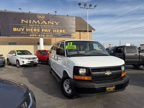 Used 2017 Chevrolet Express 3500 LS RWD image 34
