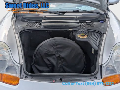 Used 2001 Porsche Boxster RWD image 10