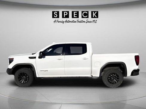 Used 2023 GMC Sierra 1500 AT4X image 2
