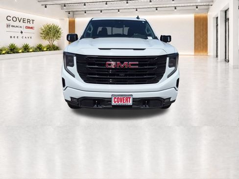 Used 2022 GMC Sierra 1500 Elevation w/ Elevation Premium Package AWD/4WD image 3