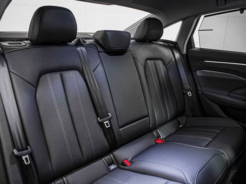 New 2026 Audi A6 Premium Plus image 13