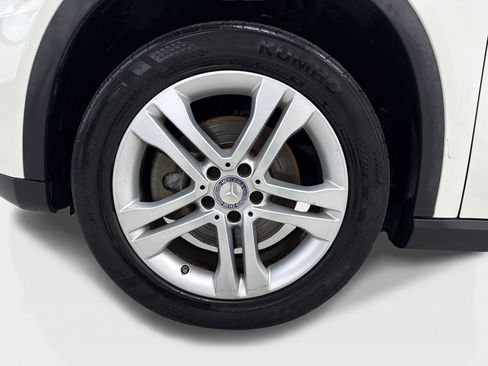 Used 2017 Mercedes-Benz GLA 250 image 49
