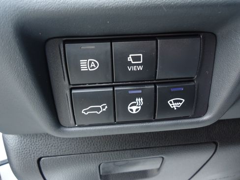Used 2022 Toyota Highlander Limited AWD/4WD image 15