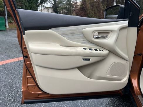 Used 2016 Nissan Murano SL w/ Cargo Package image 10