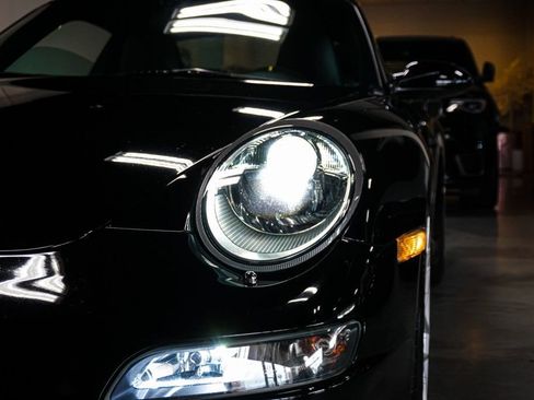 Used 2005 Porsche 911 Carrera S RWD image 75