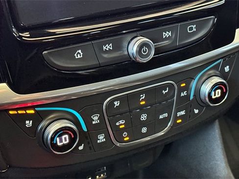Used 2022 Chevrolet Traverse Premier w/ LPO, Floor Liner Package image 32