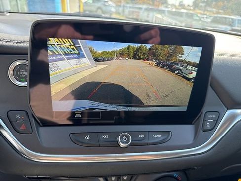 New 2025 Chevrolet Blazer LT w/ Convenience Package image 16