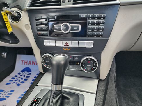 Used 2014 Mercedes-Benz C 250 Coupe image 38