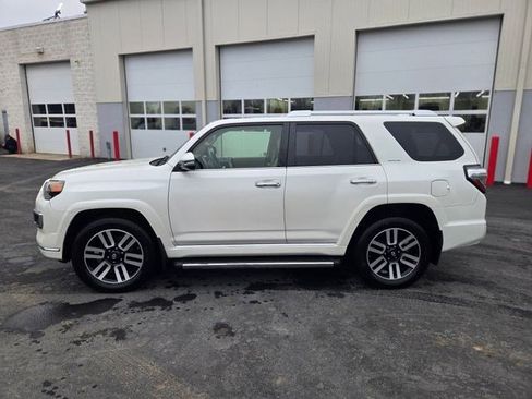 Used 2017 Toyota 4Runner Limited image 2