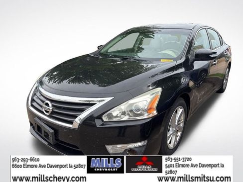 Used 2013 Nissan Altima 2.5 SL w/ Technology Pkg FWD image 1