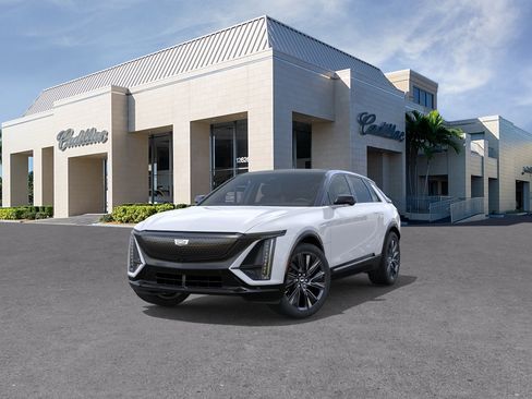 New 2026 Cadillac Lyriq Signature Sport w/ Nappa Leather Package RWD image 8