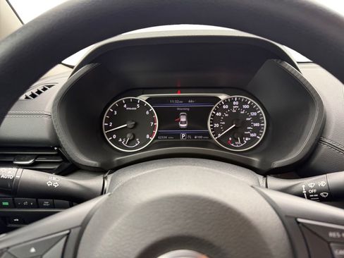 Used 2024 Nissan Sentra SV image 14