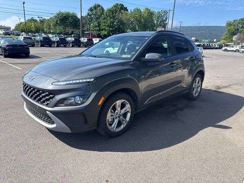 Used 2023 Hyundai Kona SEL AWD/4WD image 7