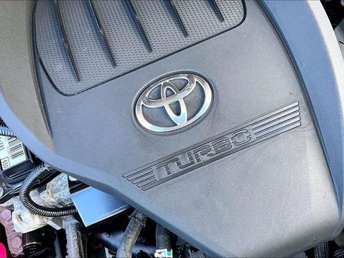 Used 2024 Toyota Grand Highlander XLE image 31