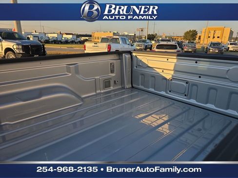 Used 2024 Jeep Gladiator Sport image 15