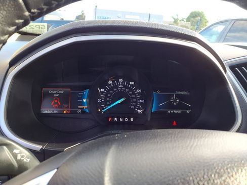 Used 2021 Ford Edge SEL w/ Convenience Package FWD image 12