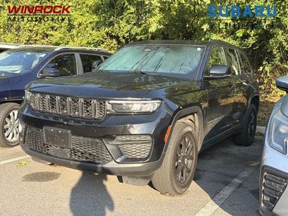 Used 2024 Jeep Grand Cherokee Altitude