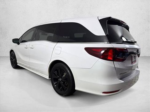 Used 2024 Honda Odyssey Sport image 6