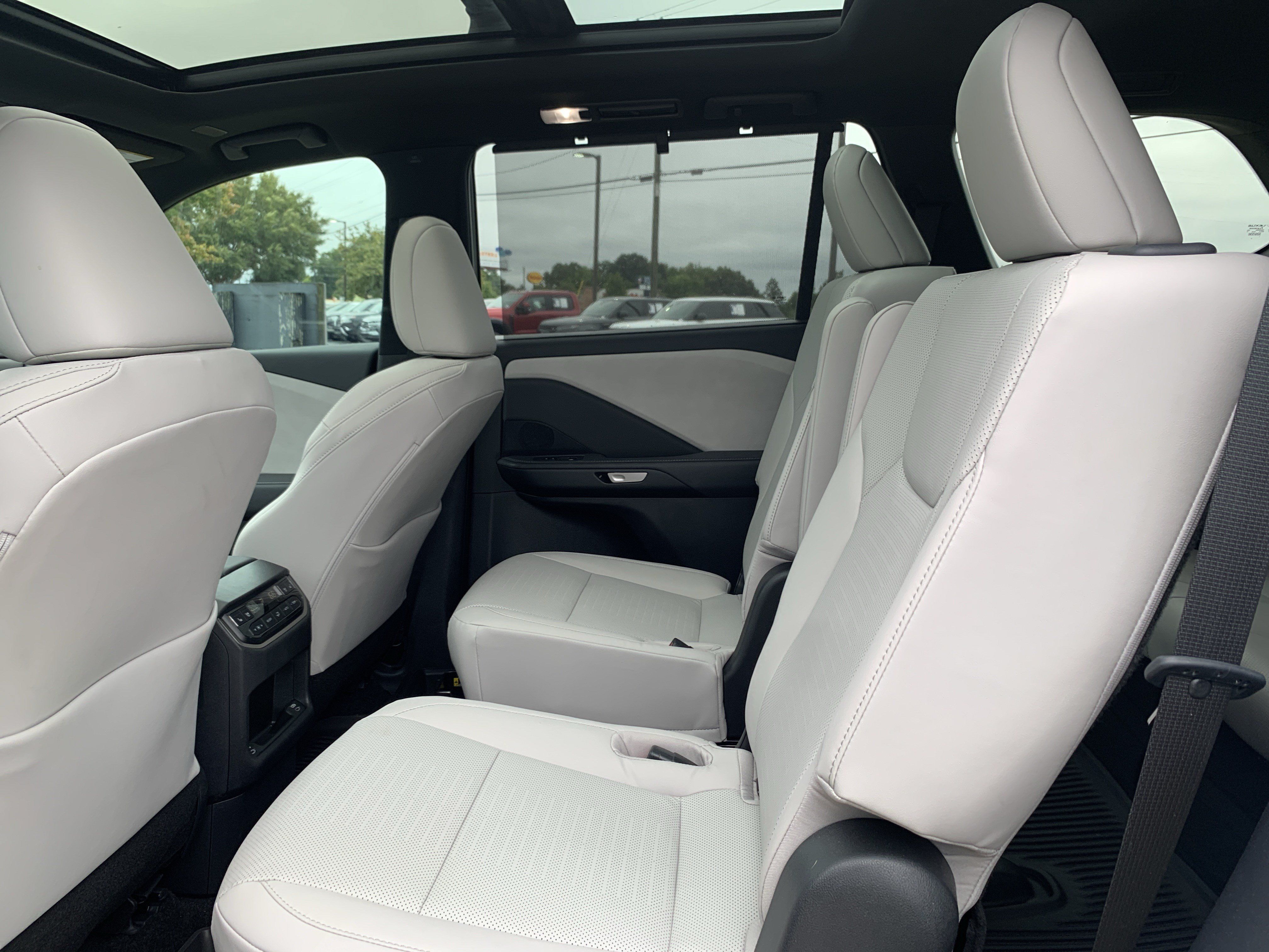 Used 2026 Lexus TX 350 AWD image 32