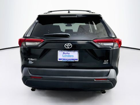 Used 2019 Toyota RAV4 LE w/ All Weather Liner Package AWD/4WD image 6