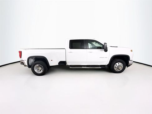 Used 2025 Chevrolet Silverado 3500 LT image 13