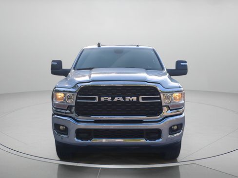 Used 2024 RAM 2500 Big Horn AWD/4WD image 37