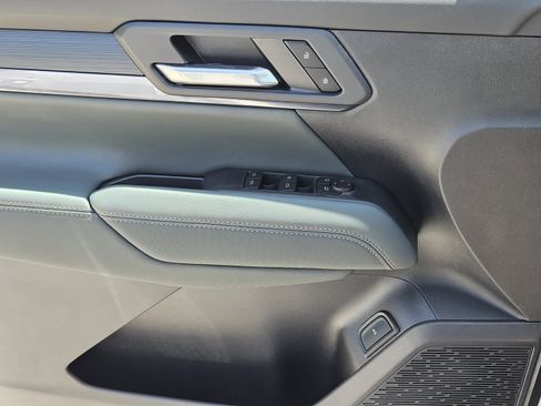 New 2026 GMC Terrain AT4 AWD/4WD image 16