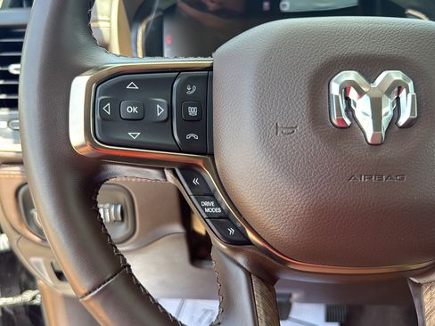 New 2025 RAM 1500 Limited AWD/4WD image 21